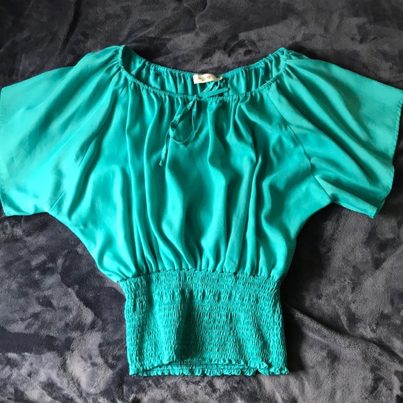 Formul@ batwing sleeve top - Picture 1 of 2